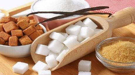 هل التخلي عن السكر تماما يضر بالجسم؟