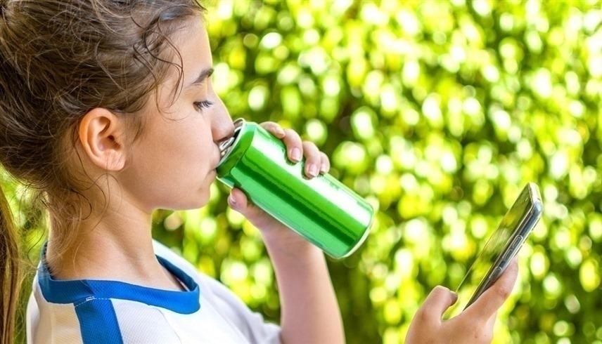 دراسة تدعو لمنع الأطفال من تناول مشروبات الطاقة