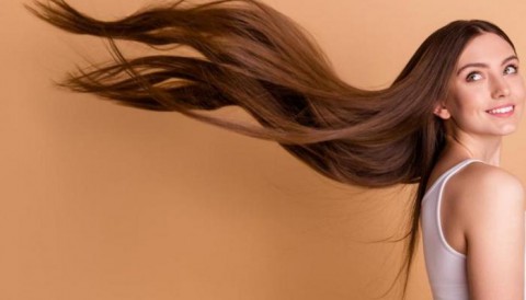 وصفات طبيعية لتكثيف الشعر