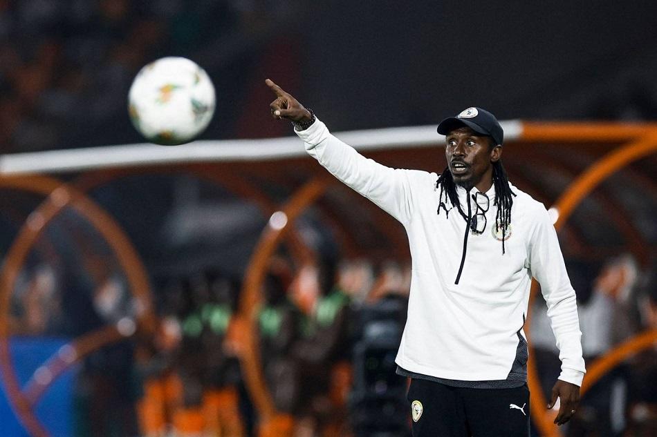 مدرب السنغال يشكك بالتحكيم بعد توديع كأس أفريقيا