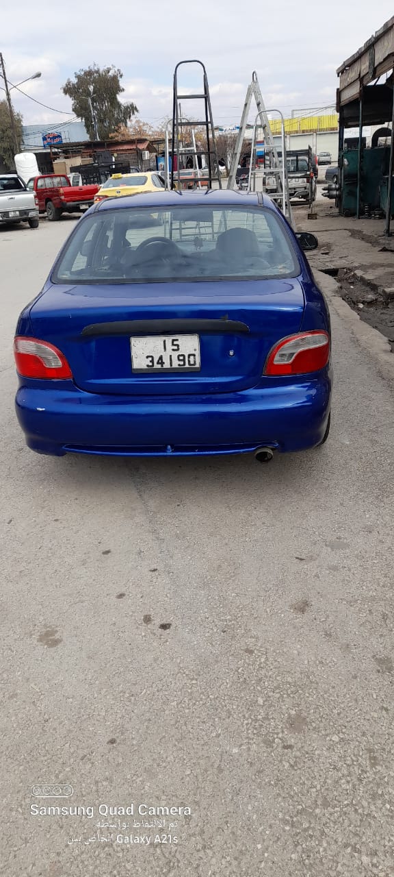 عدة مخالفات تنهال على مواطن أردني بعد سرقة سيارة في اربد
