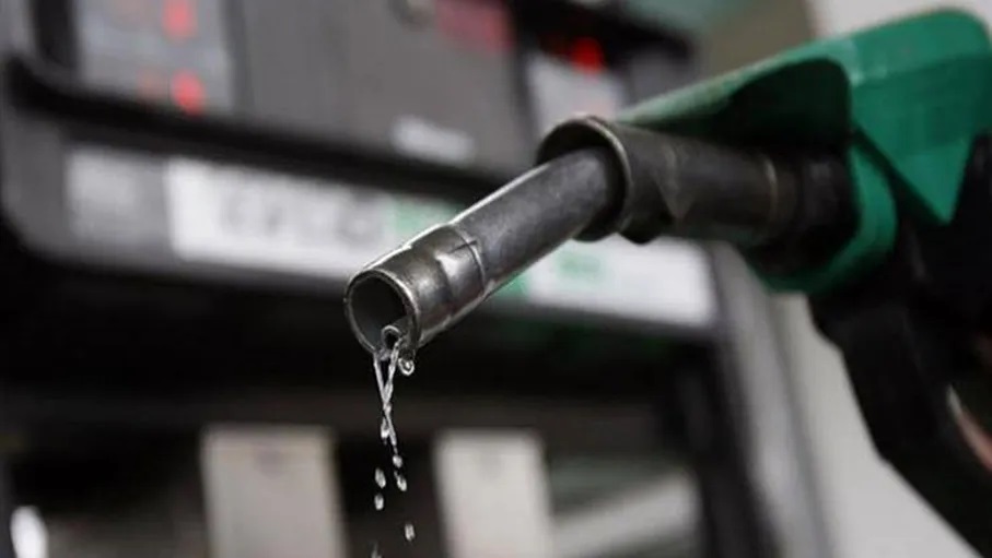 الحكومة: ارتفاع أسعار البنزين والديزل عالميا