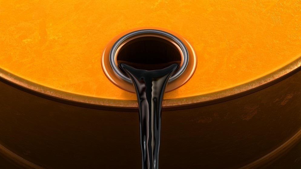 النفط يصعد عند التسوية مع تزايد التوتر في الشرق الأوسط
