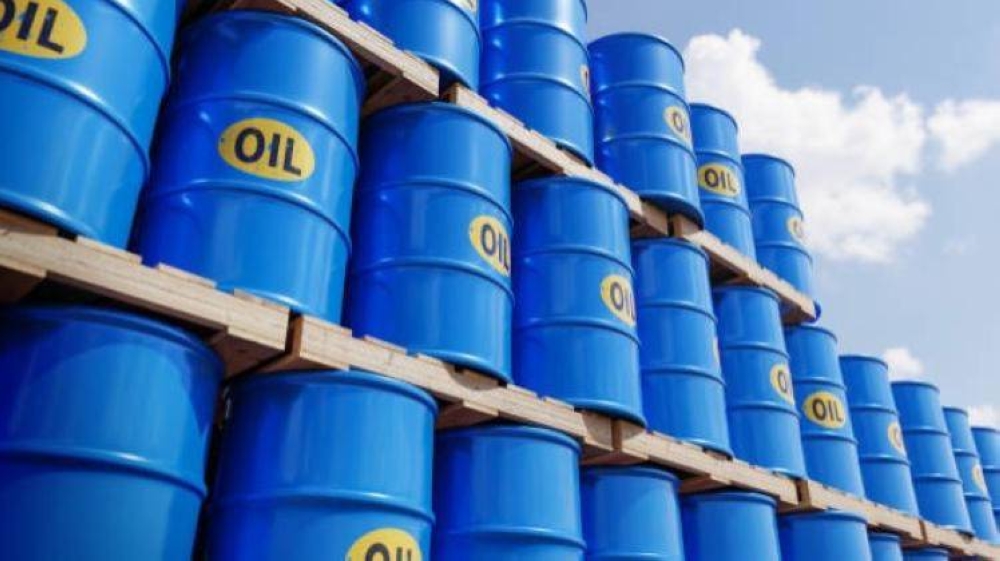 النفط يتراجع ويسجل خسائر اسبوعية