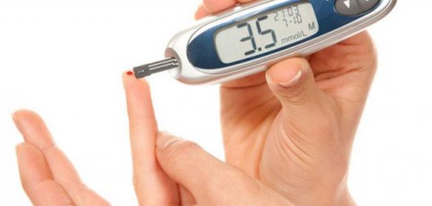 لماذا يحدث انخفاض مستوى السكر في الدم لدى أشخاص غير مصابين بمرض السكري؟