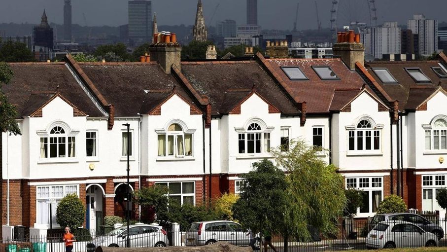 ارتفاع أسعار المنازل في بريطانيا للمرة الأولى منذ أكثر من عام