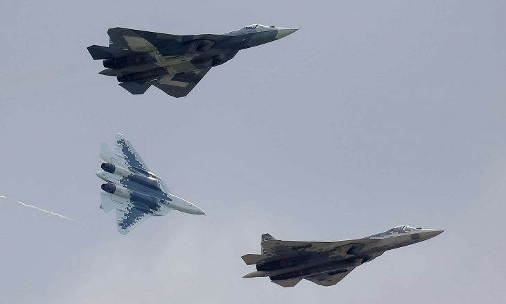 موسكو: اعتراض 3 طائرات فرنسية حاولت اختراق حدود روسيا