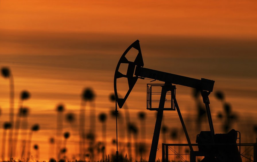 ارتفاع أسعار النفط بفضل الطلب الأميركي القوي