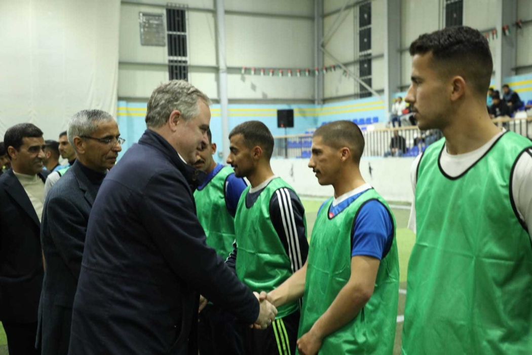 وزير الشباب يطلق بطولة الشباب الرمضانية لخماسيات كرة القدم