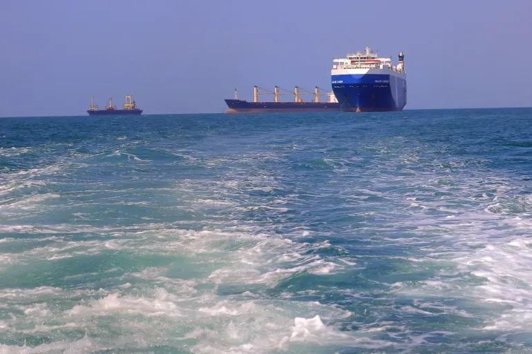 هيئة بحرية بريطانية: هجوم صاروخي استهدف سفينة قرب عدن