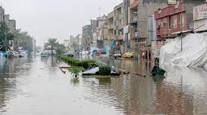 الأمطار تغرق شوارع العراق.. وصالات مطار بغداد تتضرر