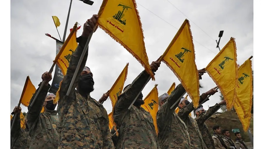 حزب الله يستهدف موقع الراهب وتجمعا لجنود الاحتلال