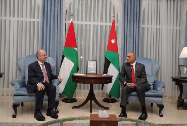 اجتماع موسع للاتفاق على انعقاد اللجنة العليا الأردنية الفلسطينية