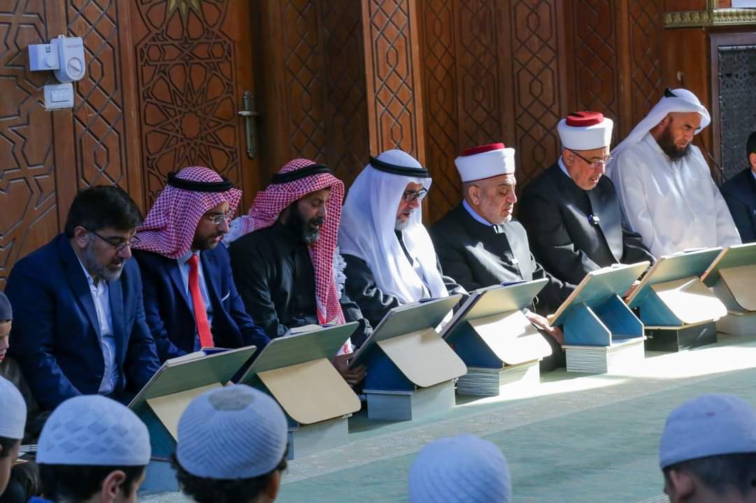 وزير الأوقاف يرعى حفل ختم القرآن في الشونة الجنوبية