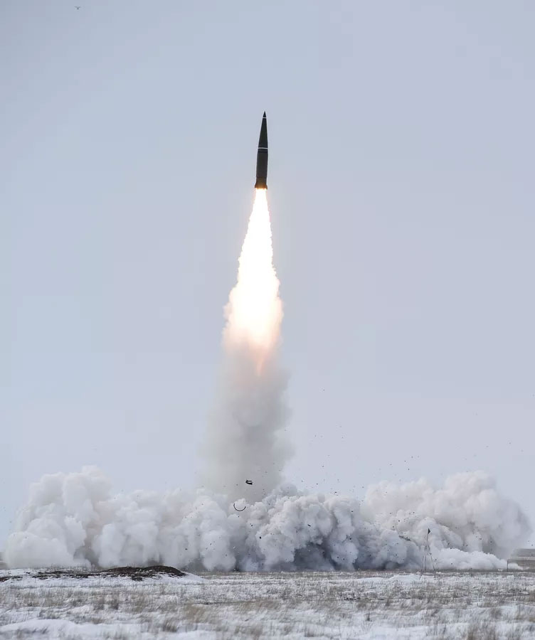 روسيا: إجراء تجربة إطلاق صاروخ بالستي عابر للقارات