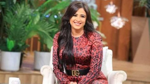 ياسمين عبد العزيز تحتفل بعيد الفطر بطريقتها الخاصة مع جمهورها