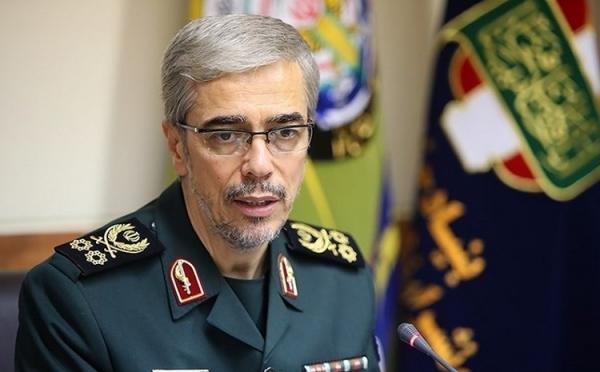 رئيس أركان الجيش الإيراني: لا خطط لاستكمال الهجوم الجوي