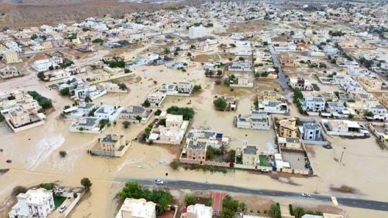 سلطنة عمان: ارتفاع حصيلة ضحايا السيول إلى 19 قتيلاً