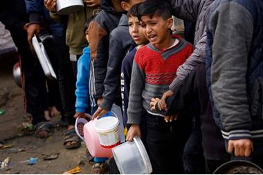 برنامج الأغذية العالمي: 6 أسابيع للوصول إلى المجاعة بغزة