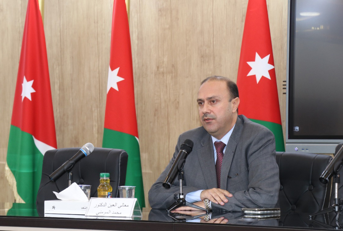 المومني: الأحزاب أصبح لها دور واضح في الحياة السياسية الأردنية
