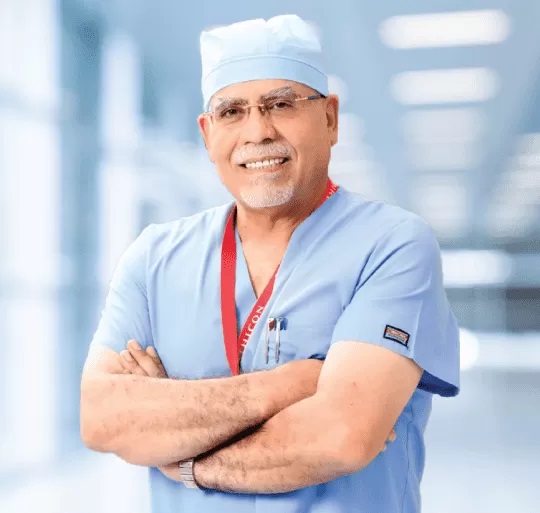 الدكتور خريس يحقق مشهداً ووصولاً عالمياً بكل الرقيّ في مستشفى الكندي