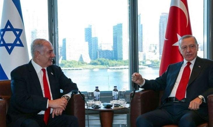 تركيا تعلق جميع المعاملات التجارية مع إسرائيل