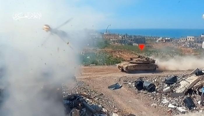 القسام: استهدفنا دبابة ميركافا في مشروع بيت لاهيا