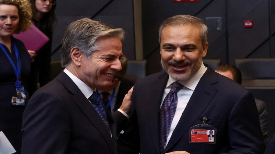 رويترز: وزيرا خارجية تركيا والولايات المتحدة يبحثان الوضع في سوريا