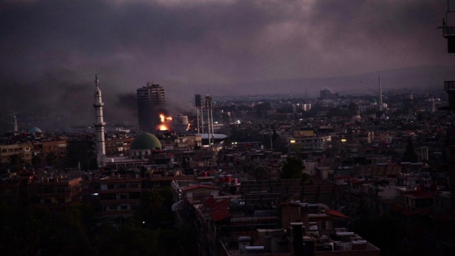 الجيش الإسرائيلي يطالب سكان 5 بلدات في جنوب سوريا بملازمة منازلهم