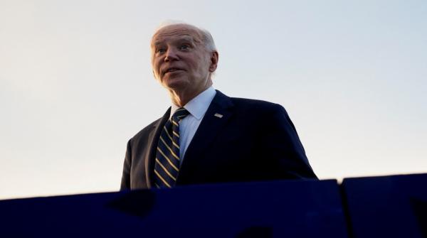 بايدن يعقد اجتماعًا مع فريق الأمن القومي لبحث تطورات سوريا