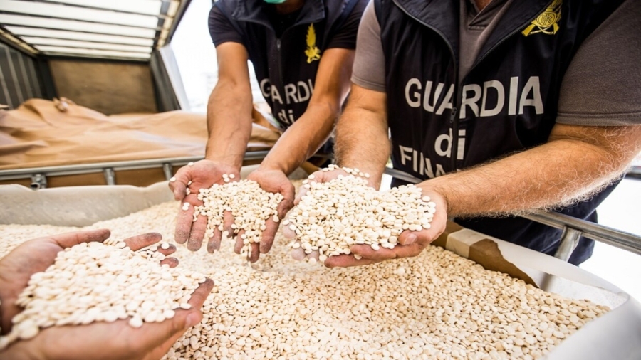 قسد ترد على أنباء مساعدتها لماهر الأسد في الهروب إلى العراق والشراكة مع قواته بتجارة الكبتاغون