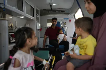 إجلاء أطفال ومرضى من غزة لتلقي العلاج بالخارج