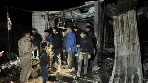 إصابات في انفجار سيارة مفخخة بريف حلب