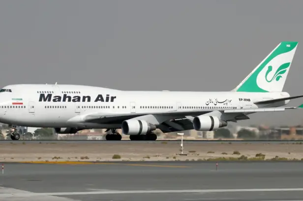 كشف محتويات حقائب دبلوماسية ايرانية في مطار بيروت