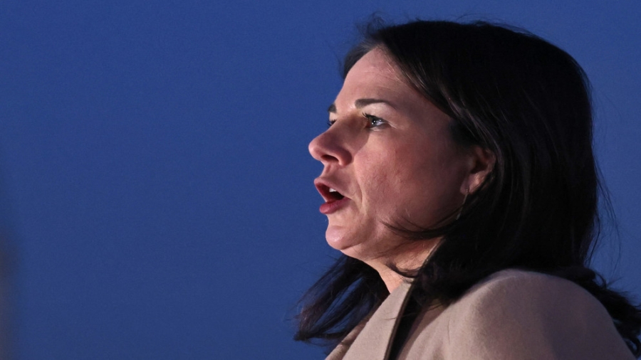 بيربوك من دمشق: أوروبا ستدعم سوريا الجديدة لكن لن تموّل هيئات إسلامية