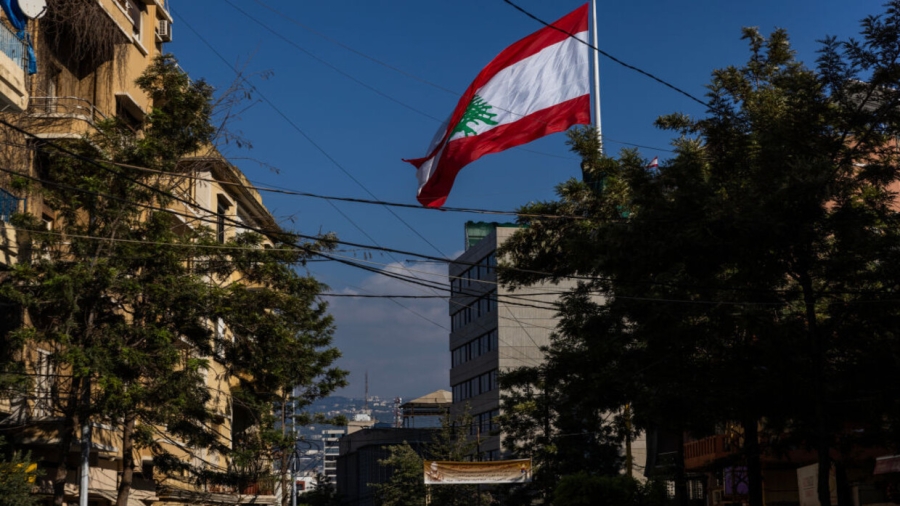 وزير الخارجية السعودي وهوكستين يبحثان التطورات على الساحة اللبنانية