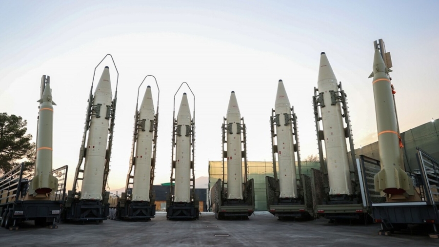 للمرة الأولى.. الحرس الثوري الإيراني ينشر مشاهد من مدينة صاروخية ضخمة تحت الأرض