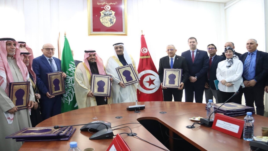 الصندوق السعودي للتنمية يمول بناء مستشفيين في تونس