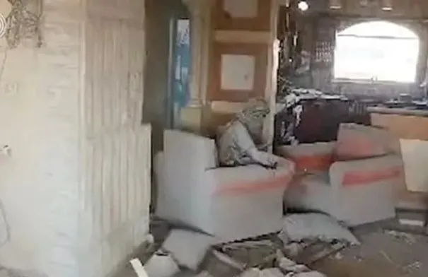 مكان استشهاد السنوار في غزة يتحول إلى مزار وطني