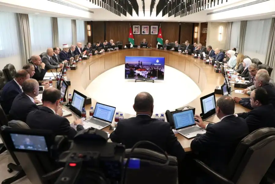مجلس الوزراء يقرر وضع إطار تنظيمي قانوني شامل وفق حاكمية واضحة للتعامل بالأصول الافتراضية خلال عام