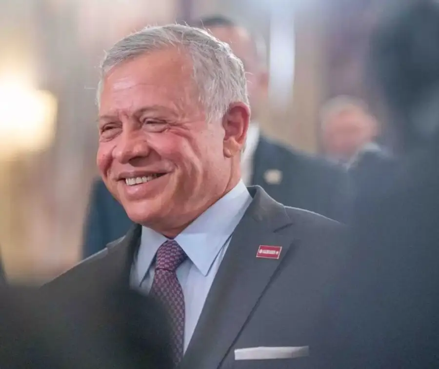 حزب عزم يهنئ الملك بعيد ميلاده