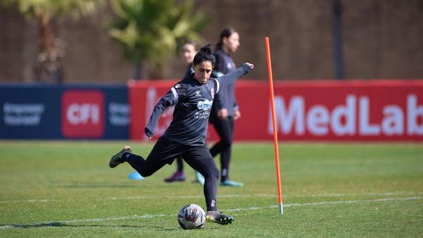 منتخب النشميات يشارك في بطولة دبي الودية