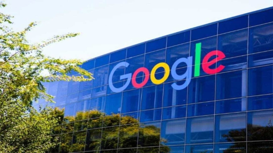 غوغل تحذر عملاءها في مصر: لن ندفع بالدولار بعد الآن