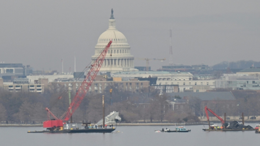 العثور على جثث جميع ضحايا تحطم طائرة واشنطن