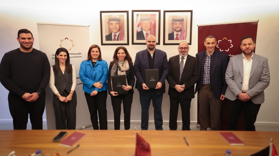 توقيع اتفاقية بين مؤسسة ولي العهد وسلسلة متاجر دي إن أيه التابعة لشركة آركو