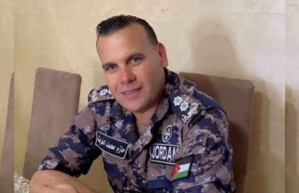 الملازم الأول حازم الخرابشة يشعل مواقع التواصل الاجتماعي...وهذا ما فعله!