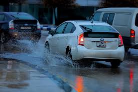 الإدارة المحلية تعلن حالة الطوارئ المتوسطة بسبب الأحوال الجوية