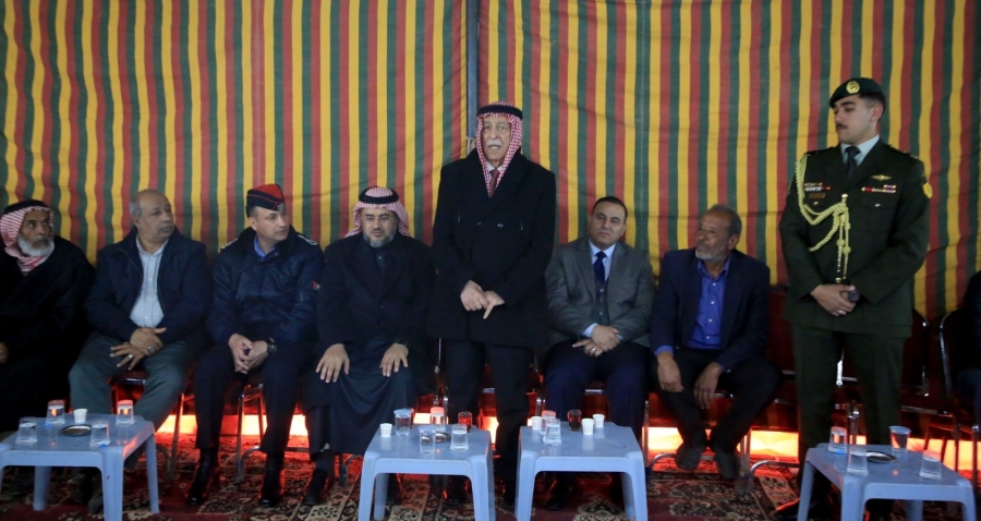 مندوبا عن الملك وولي العهد.. العيسوي يعزي العليمات والحناحنة الظهراوي