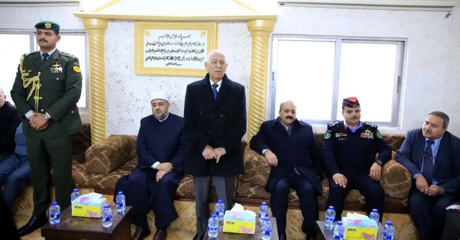 بالصور .. الديوان الملكي يعزي عشيرتي الصمادي والقادري