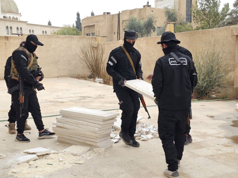 إلقاء القبض على تاجر مخدرات خطير في محافظة ريف دمشق السورية